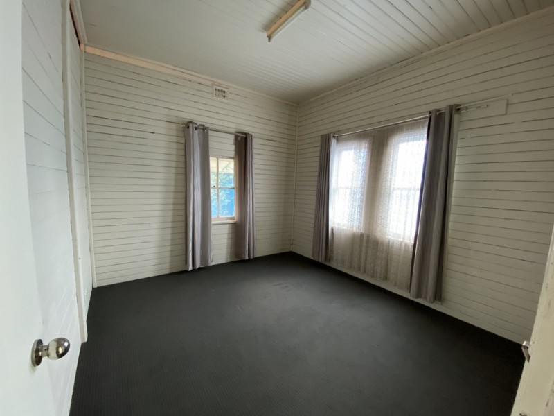 6 Hay Street, Condobolin NSW 2877