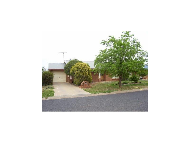 155 Condobolin Road, Parkes NSW 2870