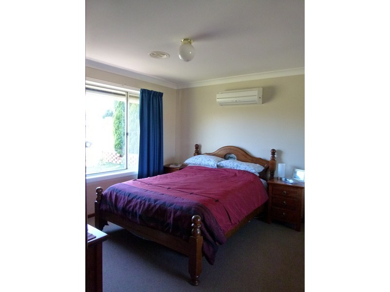 8 Coolabah Street, Forbes NSW 2871