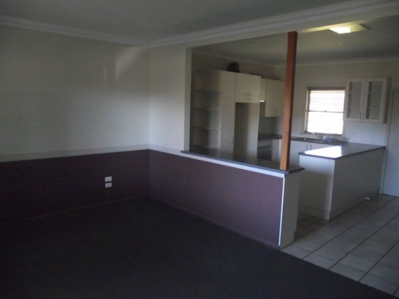 22 Thornbury Street, Parkes NSW 2870