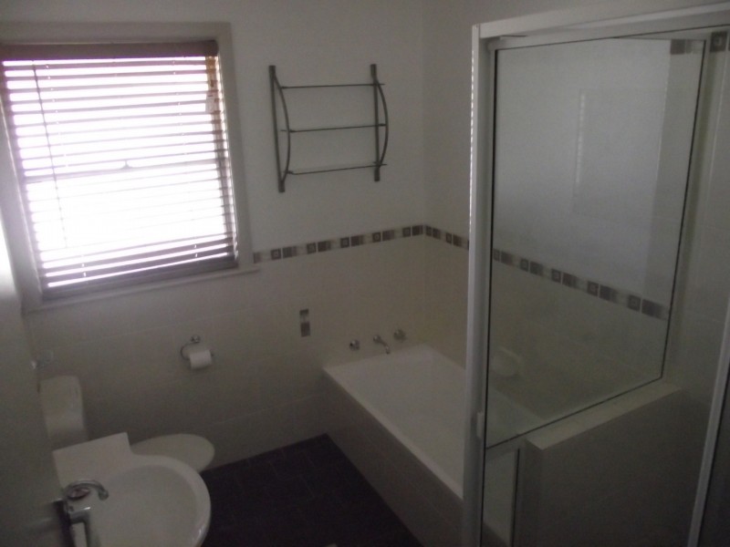 22 Thornbury Street, Parkes NSW 2870