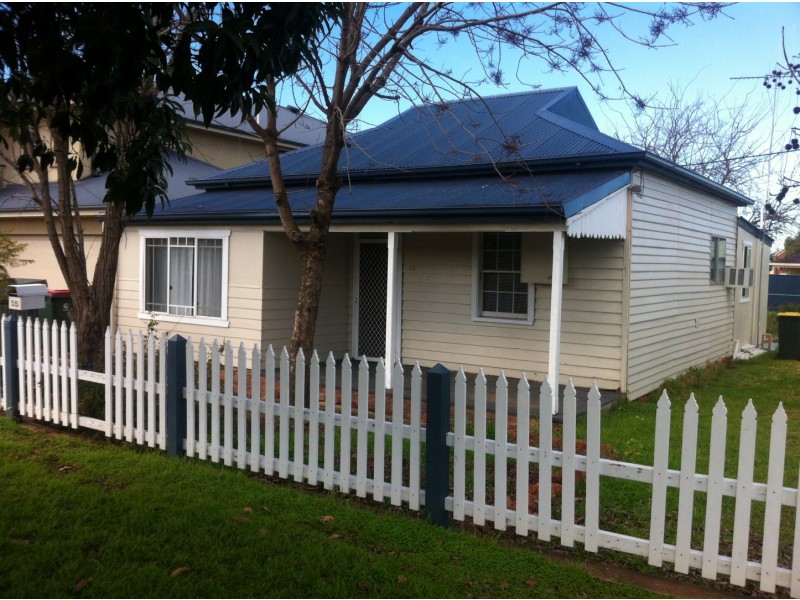 55 Church Street, Parkes NSW 2870