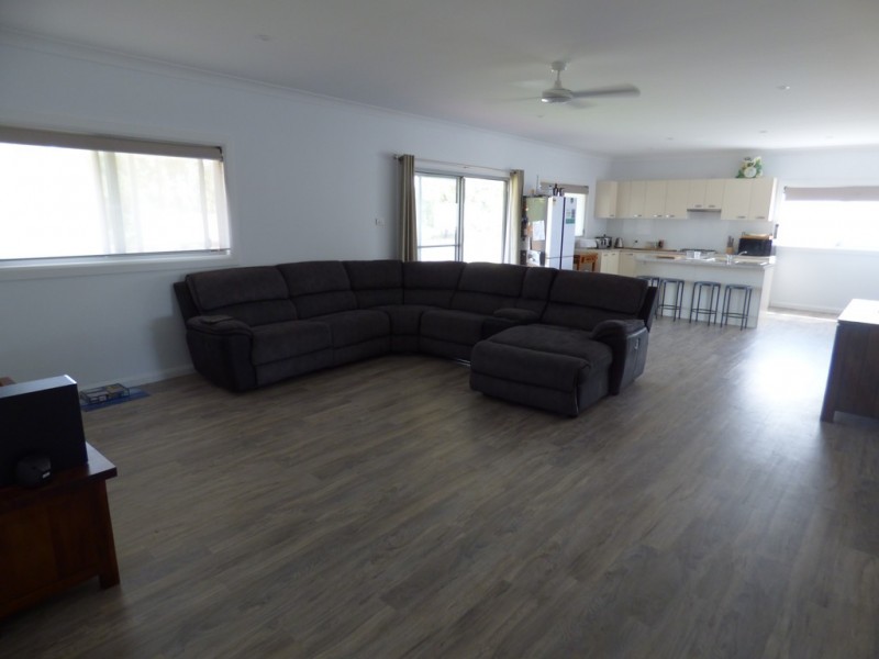 62 Show Street, Forbes NSW 2871