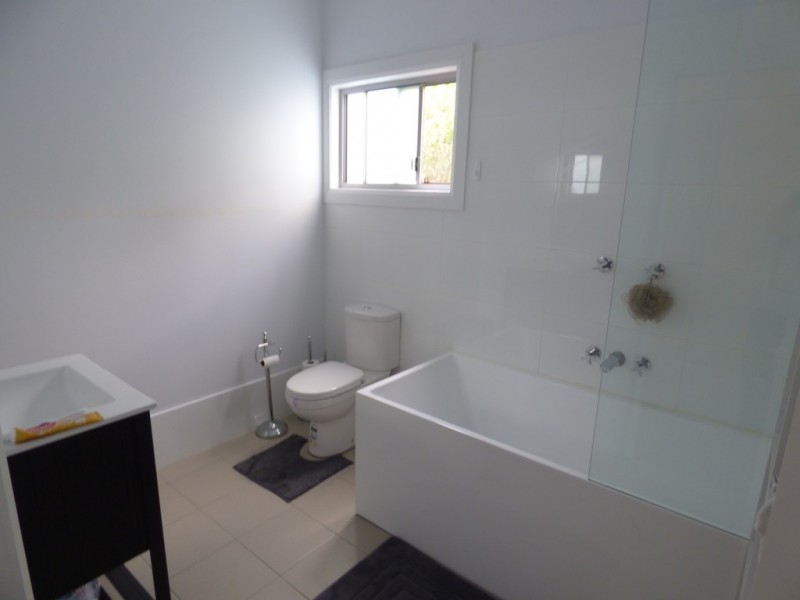 62 Show Street, Forbes NSW 2871