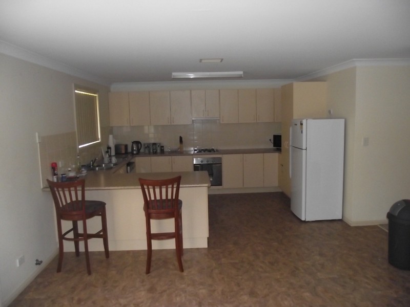 1 Hazelbank Avenue, Parkes NSW 2870