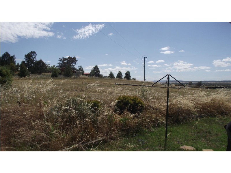 9 CONS LANE, Parkes NSW 2870