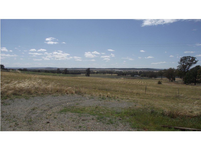 9 CONS LANE, Parkes NSW 2870