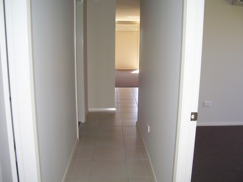 1/80 Close Street, Parkes NSW 2870