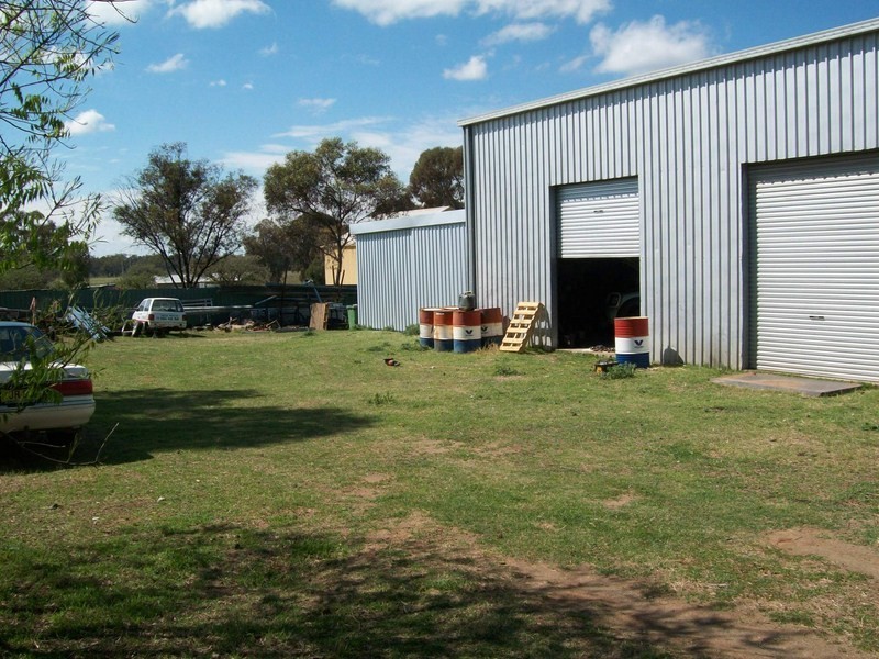 2 Brahman Street, Forbes NSW 2871