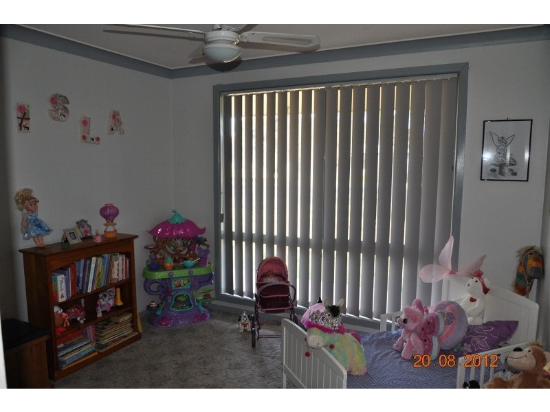 11 Oberon Street, Eugowra NSW 2806