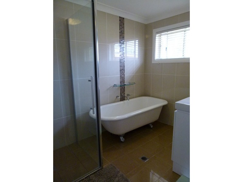 11 Thames Street, Forbes NSW 2871