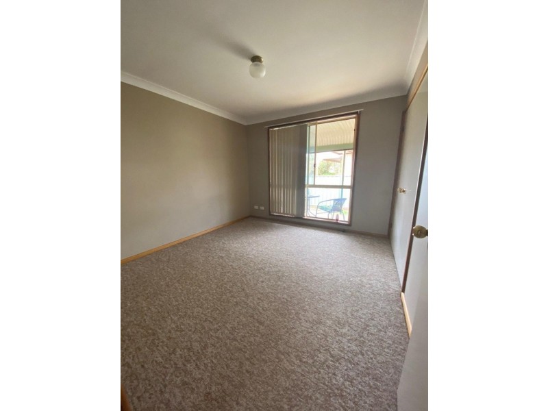 6 Koala Street, Parkes NSW 2870