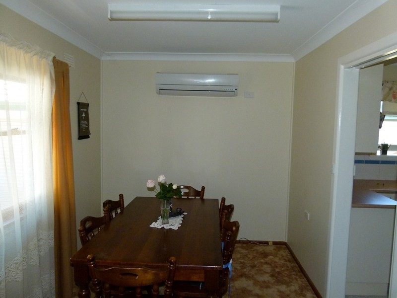 8 Dawson, Forbes NSW 2871