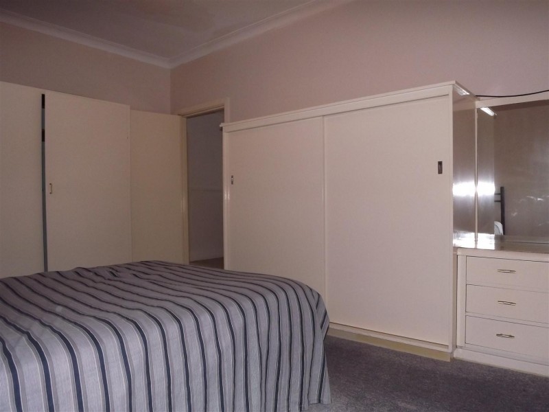 22 Pearce Street, Parkes NSW 2870