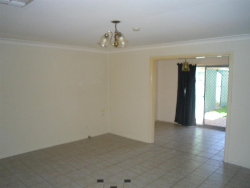 19 Lawson Street, Parkes NSW 2870