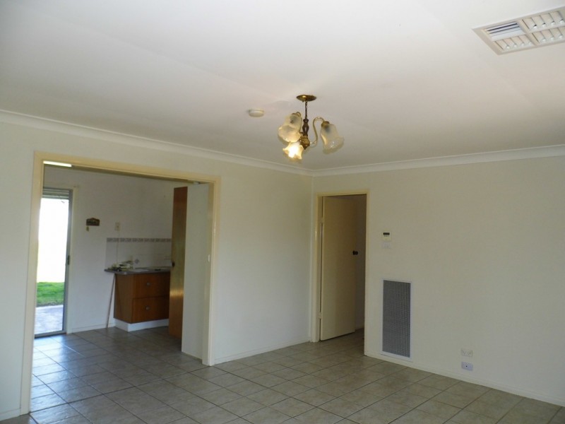 19 Lawson Street, Parkes NSW 2870