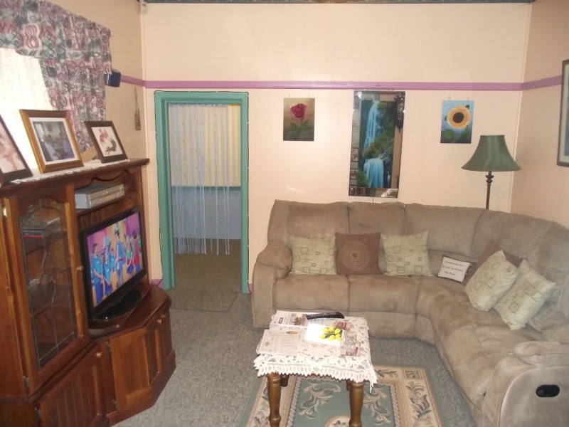 112 Clarinda Street, Parkes NSW 2870