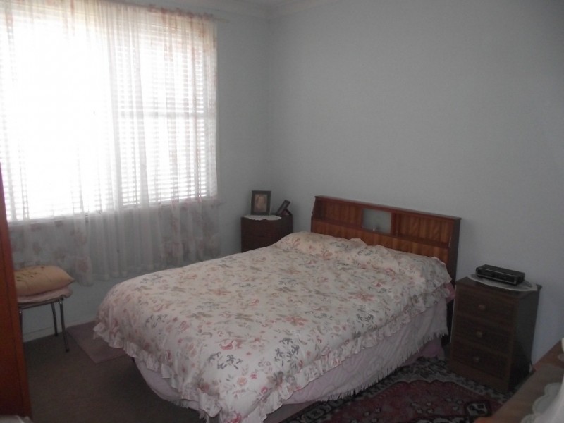 10 Bushman Street, Parkes NSW 2870