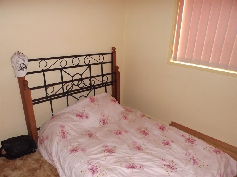 10 Howard Street, Parkes NSW 2870