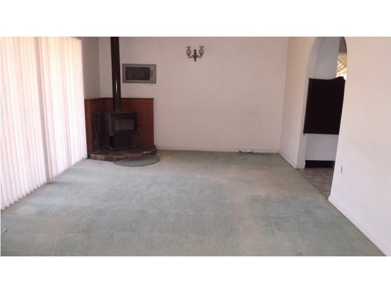 50 Orange Street, Condobolin NSW 2877