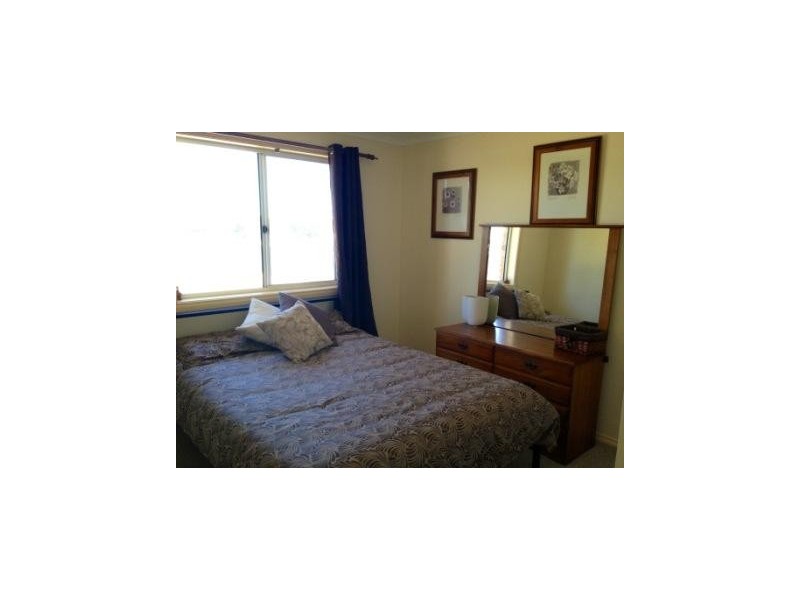 3 DANILENKO ST, Parkes NSW 2870