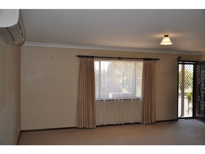 26 Pye Street, Eugowra NSW 2806