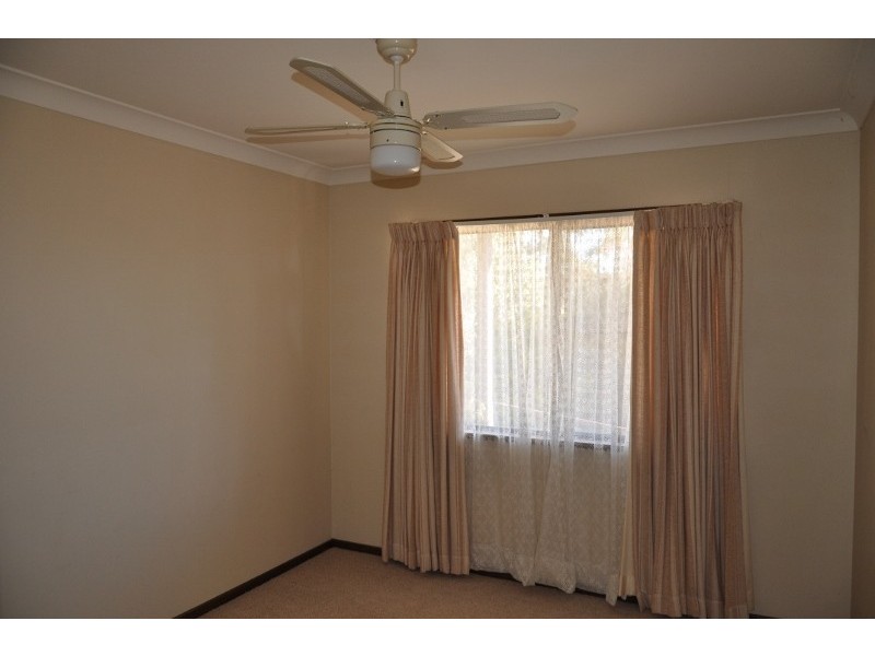 26 Pye Street, Eugowra NSW 2806