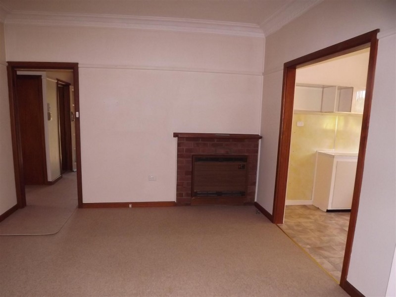 7 Belmore Avenue, Parkes NSW 2870