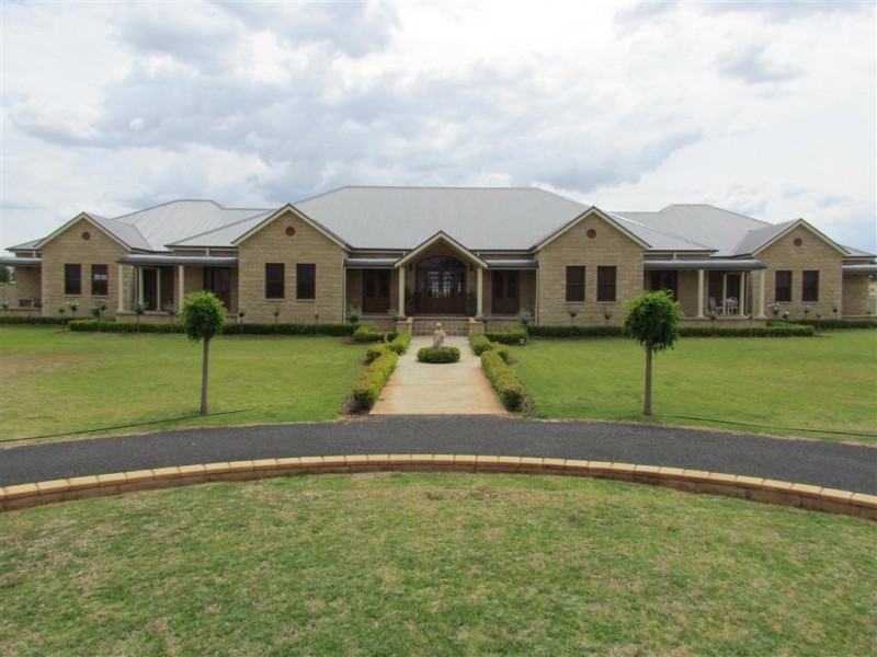 197 Tanks Lane, Parkes NSW 2870