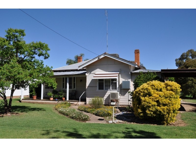 6 Grevillea Avenue, Eugowra NSW 2806
