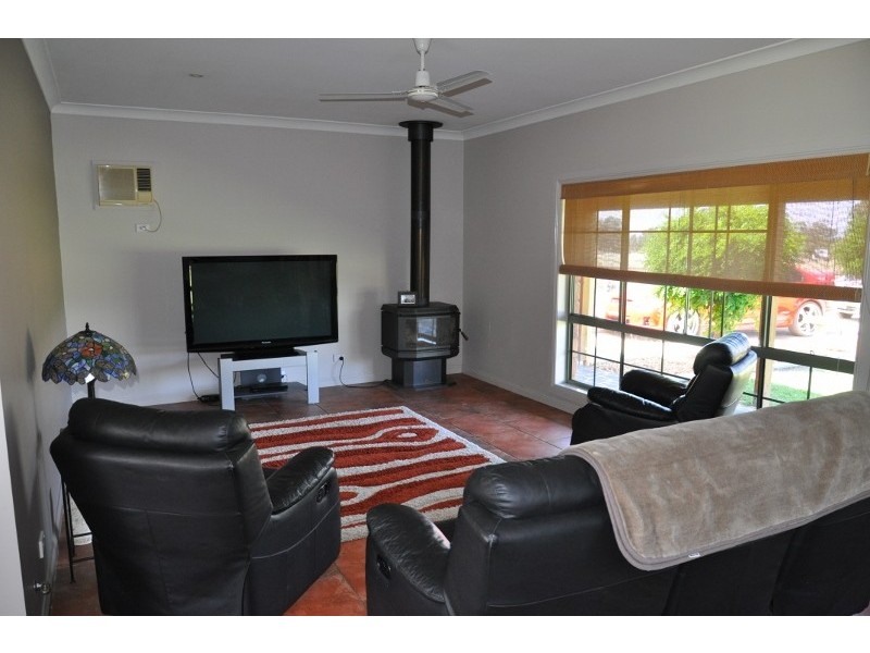 8222 The Escort Way, Eugowra NSW 2806