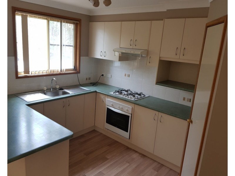 6 Koala Street, Parkes NSW 2870