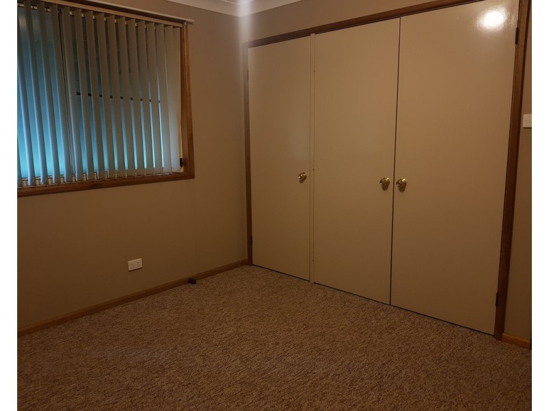 6 Koala Street, Parkes NSW 2870