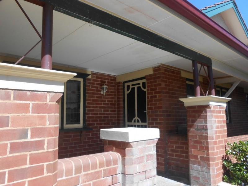 31 Orange Street, Parkes NSW 2870