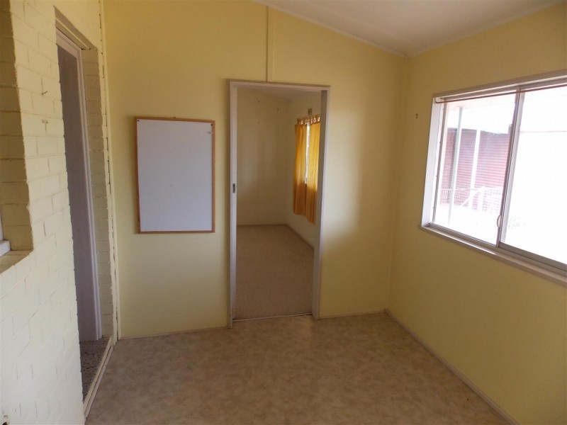 48 Cecile Street, Parkes NSW 2870