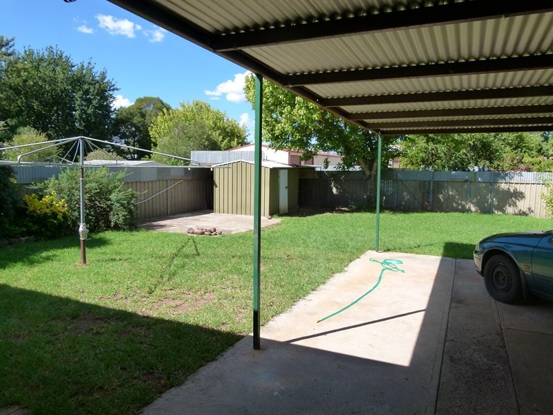 13 Weelong Place, Forbes NSW 2871