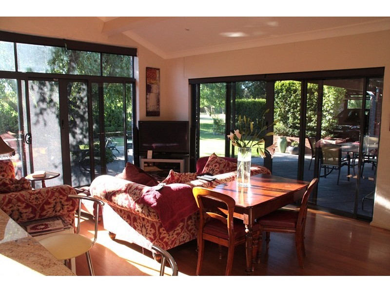 5 Eloora Place, Forbes NSW 2871