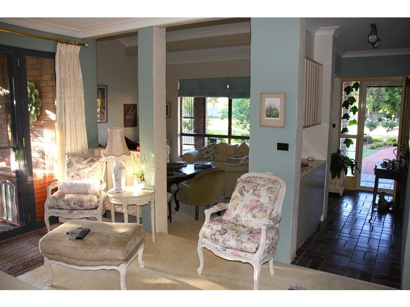 5 Eloora Place, Forbes NSW 2871