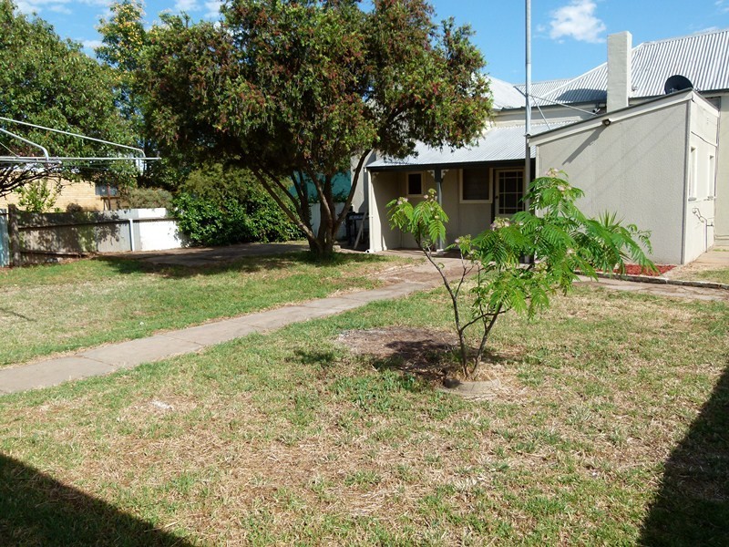 14 Queen street, Forbes NSW 2871