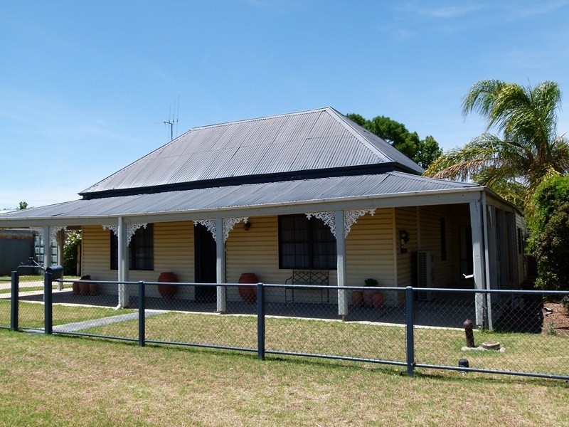 6 Queen, Forbes NSW 2871