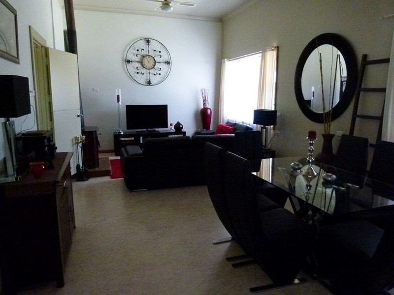 6 Queen, Forbes NSW 2871
