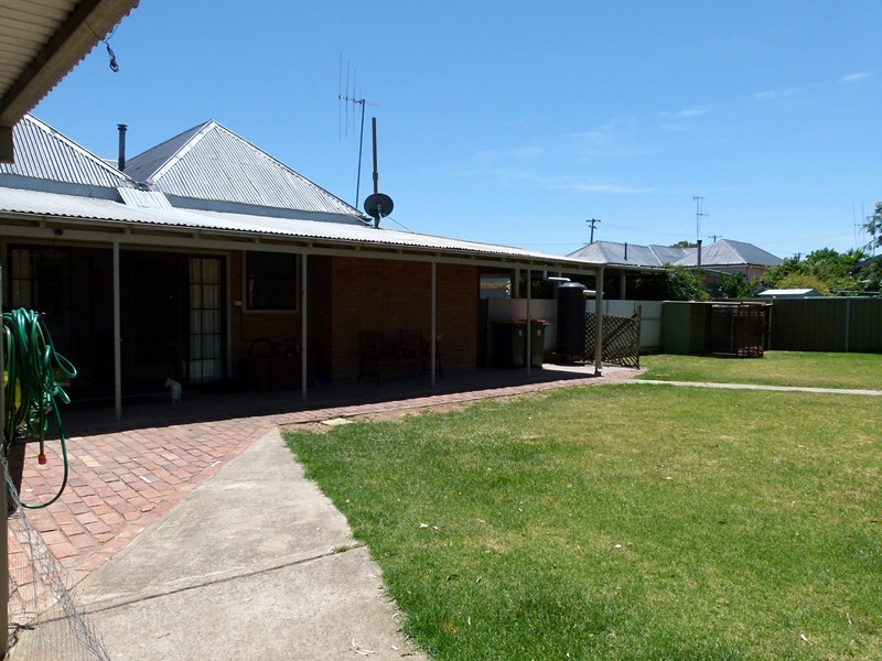 6 Queen, Forbes NSW 2871
