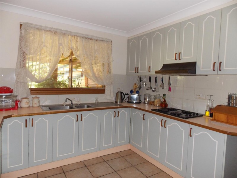 18 Danilenko Street, Parkes NSW 2870