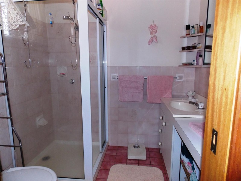 18 Danilenko Street, Parkes NSW 2870