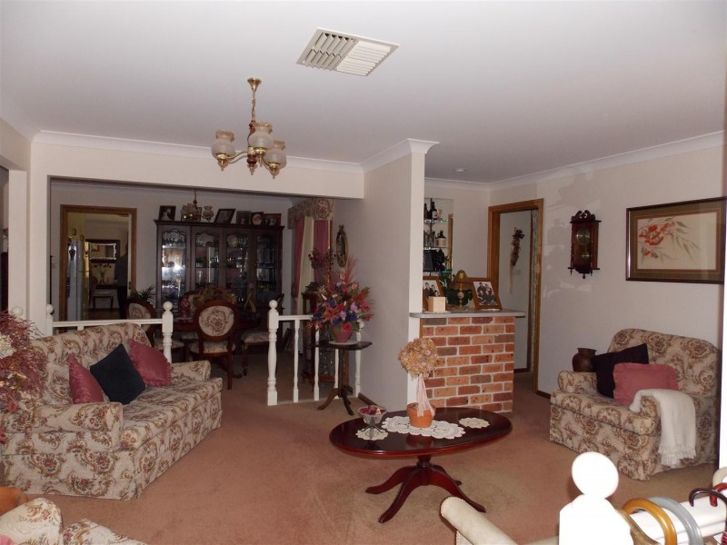18 Danilenko Street, Parkes NSW 2870