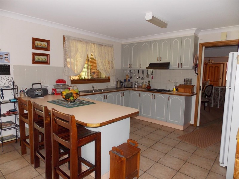 18 Danilenko Street, Parkes NSW 2870