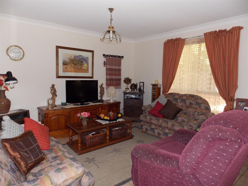 18 Danilenko Street, Parkes NSW 2870