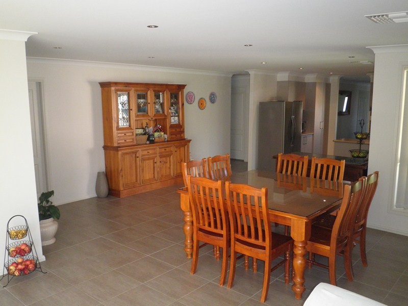 15 Powter Street, Forbes NSW 2871