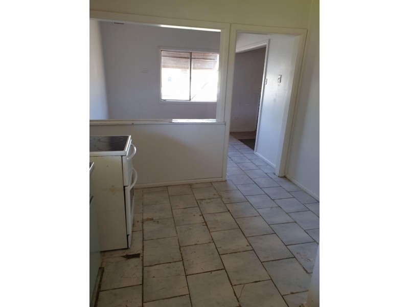 30 Oxley Street, Condobolin NSW 2877