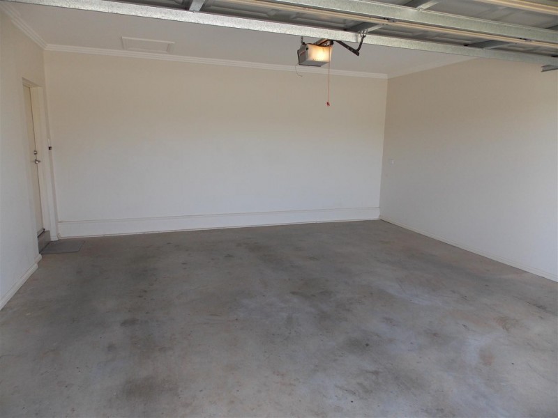 38 Best Street, Parkes NSW 2870